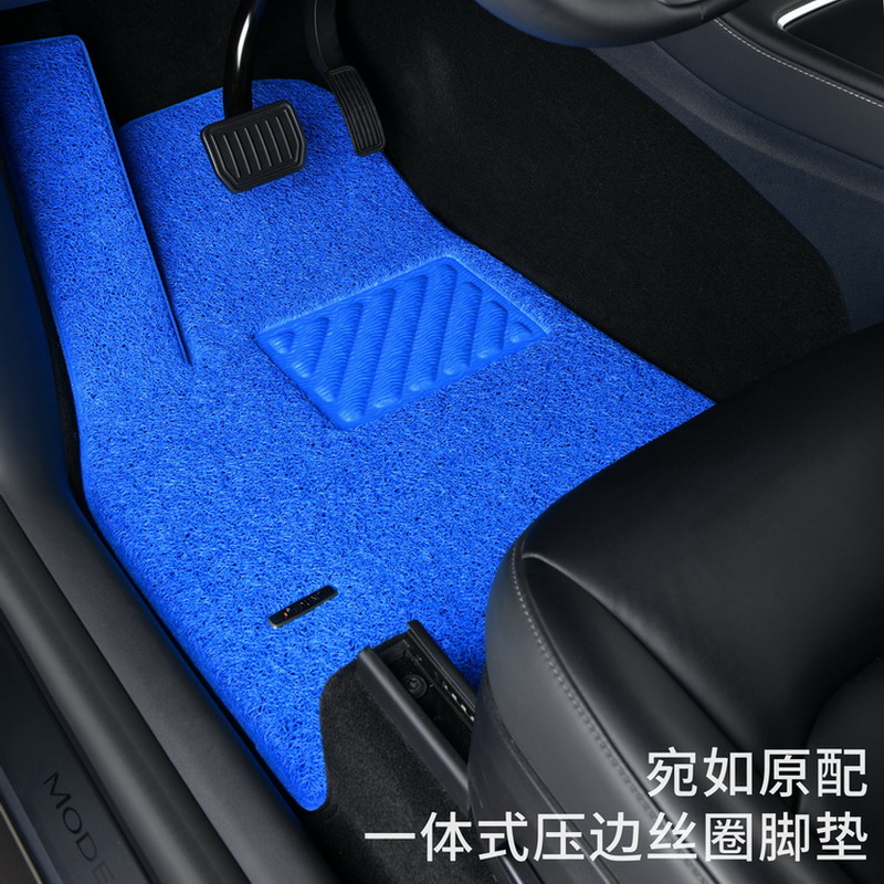 宝石蓝色丝圈汽车专用脚垫