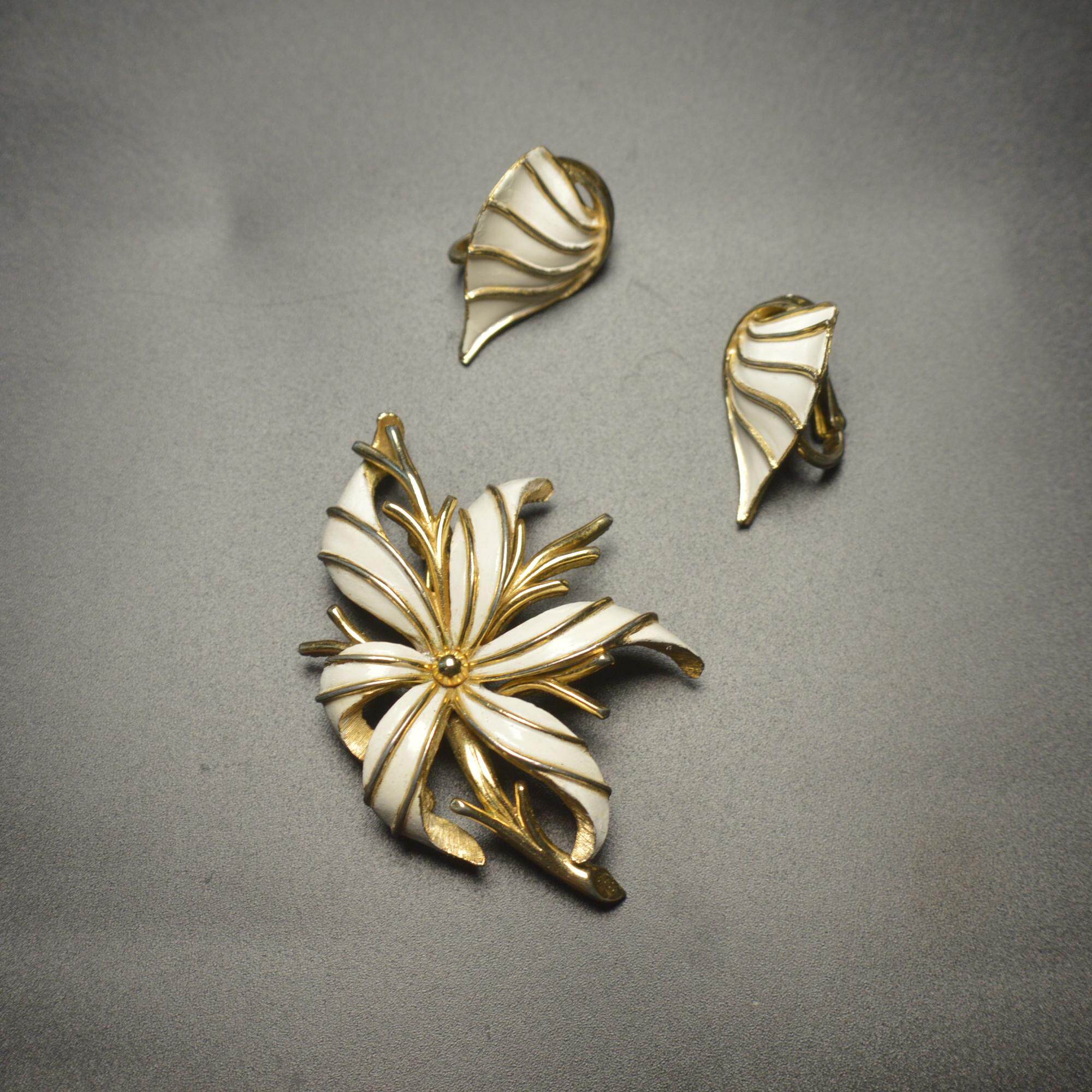 中古首饰胸针耳夹翠法丽白珐琅