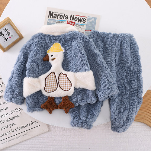 男孩法兰绒小宝宝开衫家居服