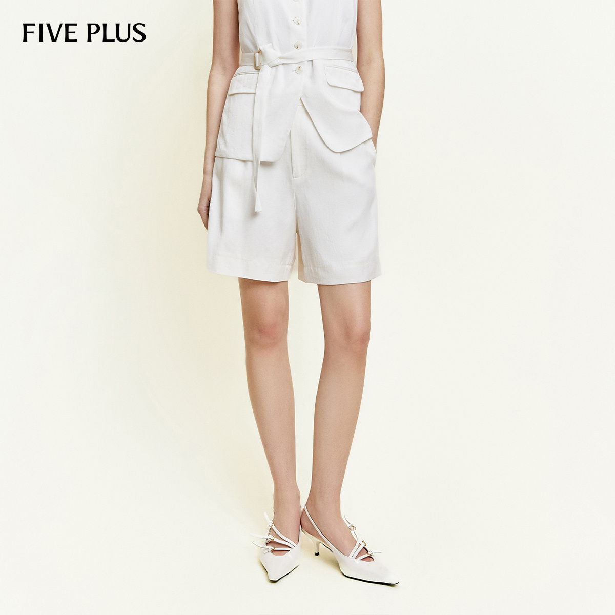 直筒阔腿裁剪修饰腿型