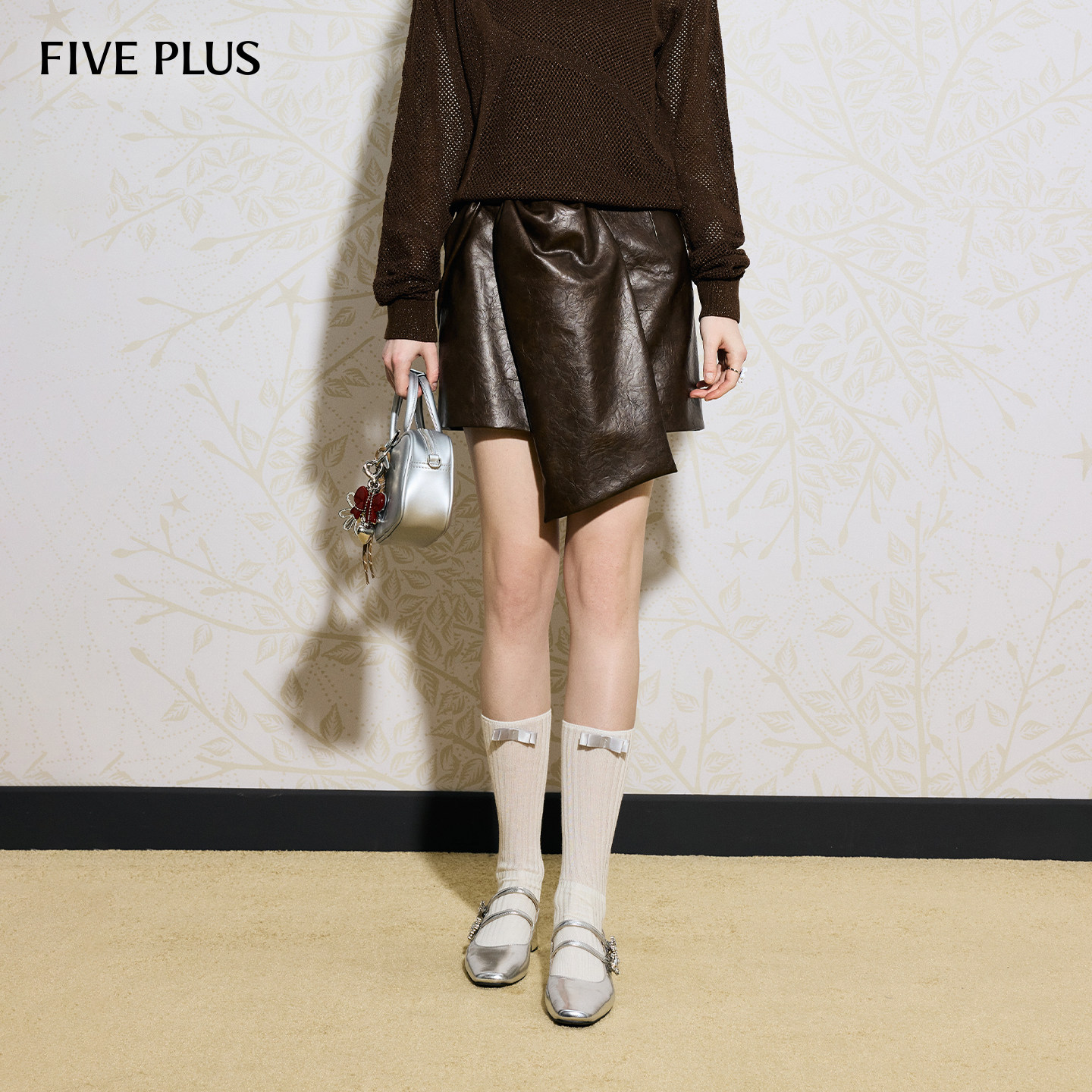 FIVE PLUS纯色立体褶皱仿皮质感修身直筒半身裙短裙女26春新品,女装/女士精品,半身裙,淘宝优惠券,粉丝福利购,淘宝优惠卷