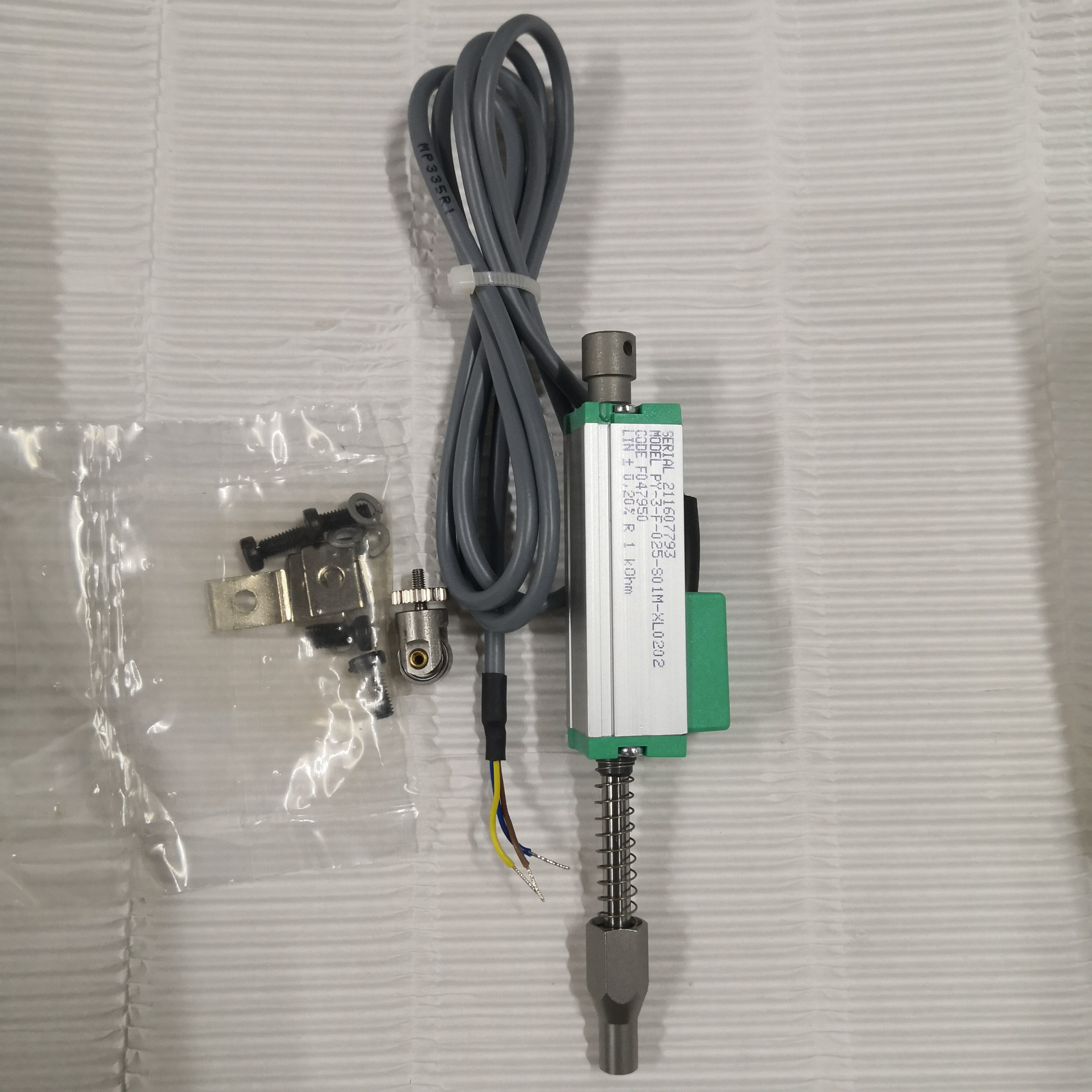 杰佛伦GEFRAN原装自复位式位移传感器PY-3-F-025-S01M电子尺配件