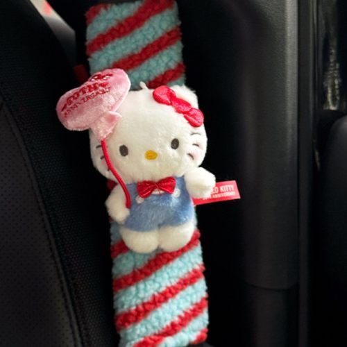 安全带护肩装饰凯蒂猫Kitty护肩套女生车载玩偶公仔汽车内饰配饰