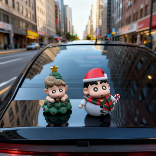 车载摆件圣诞蜡笔小新创意车顶车尾摆件可爱车内中控台装饰品玩偶