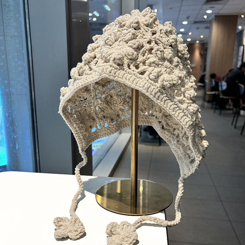 手工钩花针织护耳帽女显脸小百搭