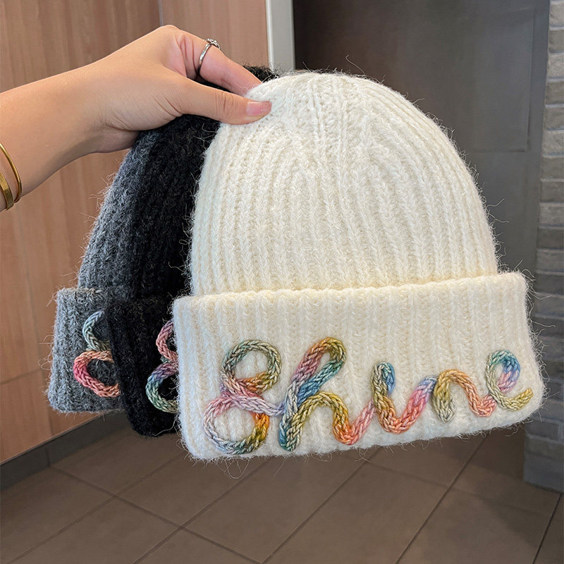 韩版拼色字母刺绣针织毛线帽子女秋冬季保暖护耳包头帽显脸小冷帽