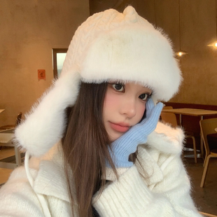 2025新款白色毛绒针织雷锋帽子女冬季东北滑雪帽防寒保暖护耳帽子