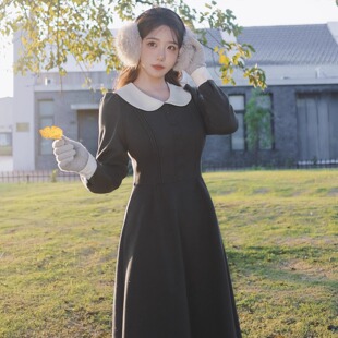 黑茉莉与甜酒 miu系深灰加绒娃娃领连衣裙秋冬女 少女记事簿2.0