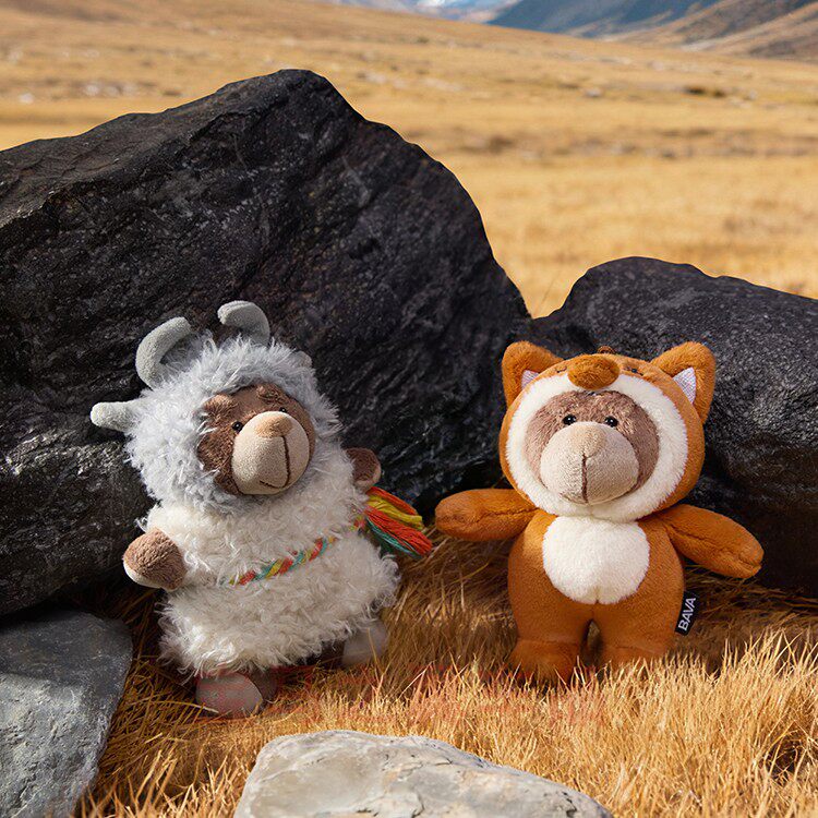 宝马原厂可爱动物毛绒包挂件钥匙扣书包挂饰小礼品藏牦牛藏狐熊猫