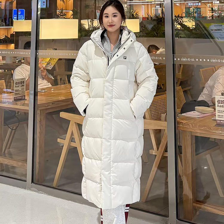 FILA斐乐长款羽绒服女