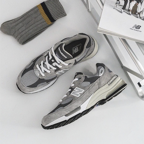 总统慢跑鞋男运动鞋价格 总统慢跑鞋男运动鞋图片 星期三