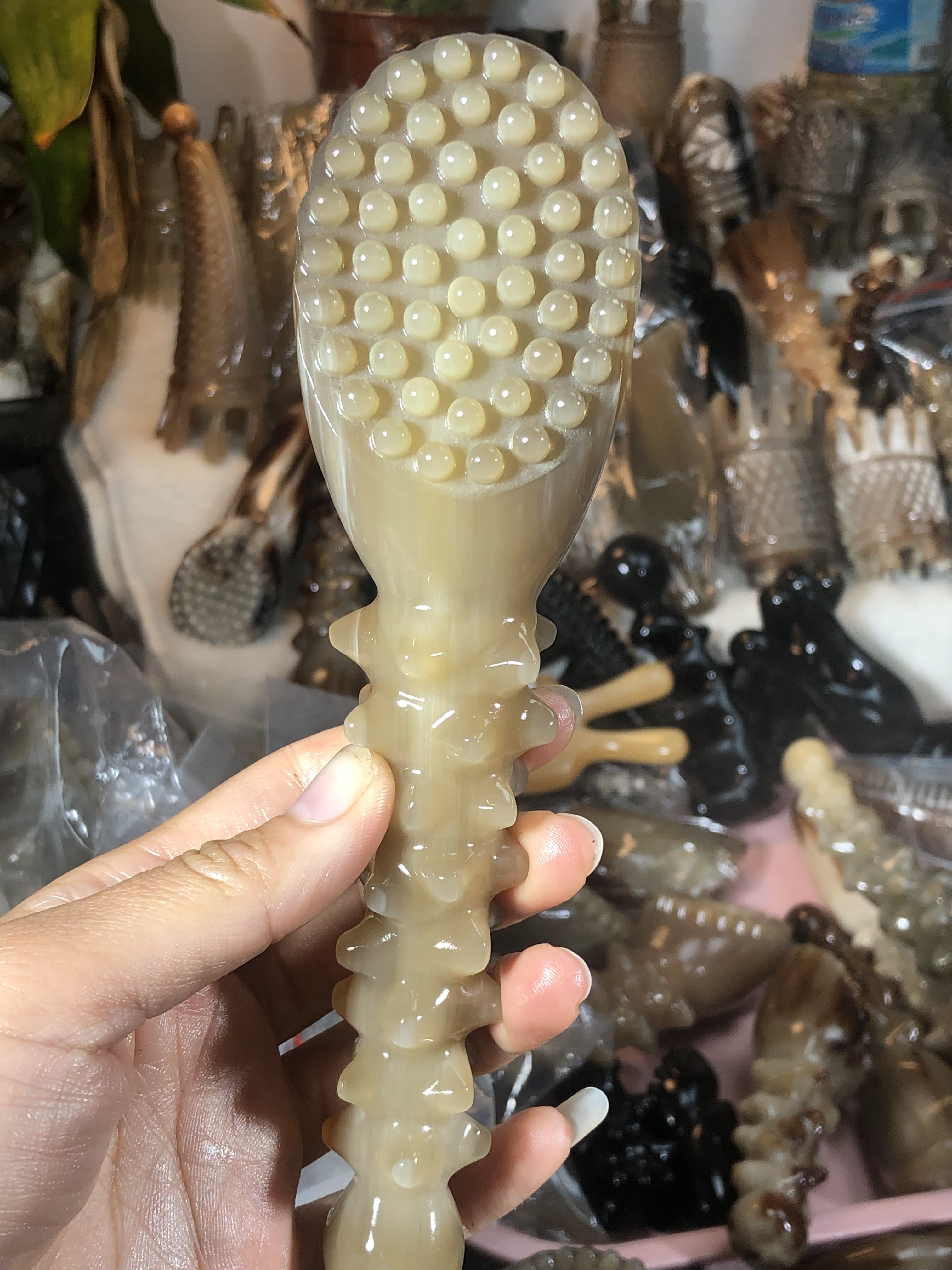 水牛牛角莲蓬脸梳面部眼部按摩棒点穴刮痧棒全身49株