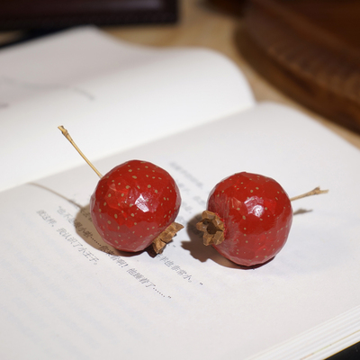 “山楂”手工木雕小摆件