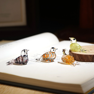 手工琉璃小鸟玻璃小摆件可爱卡通办公工位电脑屏幕边缘桌面装饰品