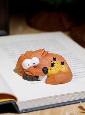 “爱是羁绊”手工木雕大坏狐狸与三只小鸡小摆件可爱动漫儿童礼物