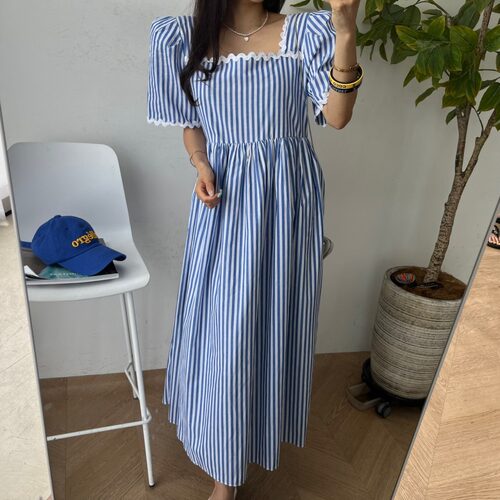 韩国条纹方领泡泡袖收腰连衣裙