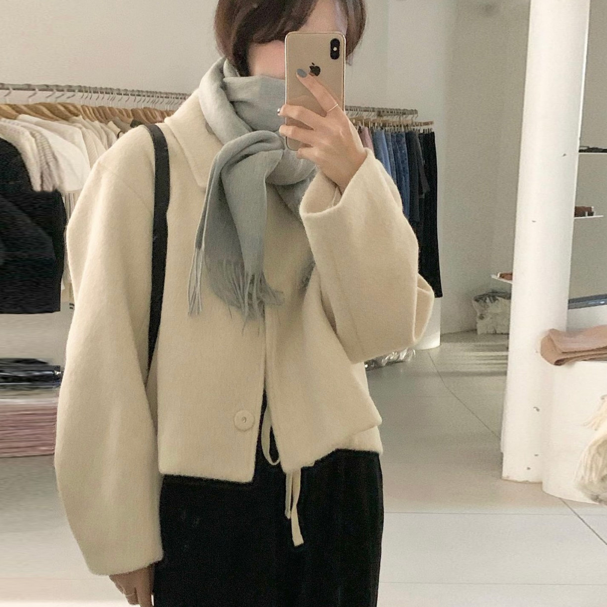 韩国设计感后背开叉毛呢外套