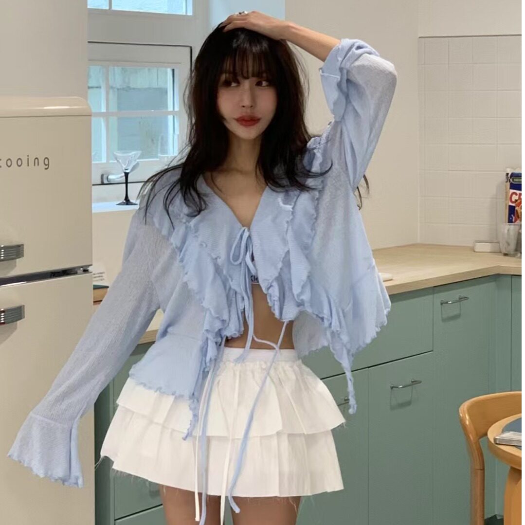 韩国法式甜美V领喇叭袖开衫