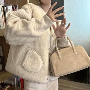 韩国东大门皮毛一体双面穿马甲背心女羊羔毛V领坎肩马夹保暖外套