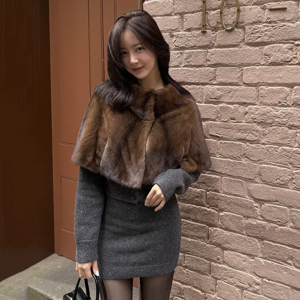 韩国东大门复古立领仿水貂绒小斗篷毛毛皮草外套女百搭短款披风