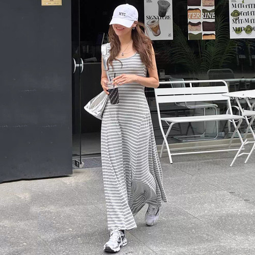 韩国U领无袖修身条纹背心连衣裙