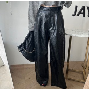 韩国东大门黑色PU皮裤子女复古高腰宽松直筒窄版西装阔腿裤垂感