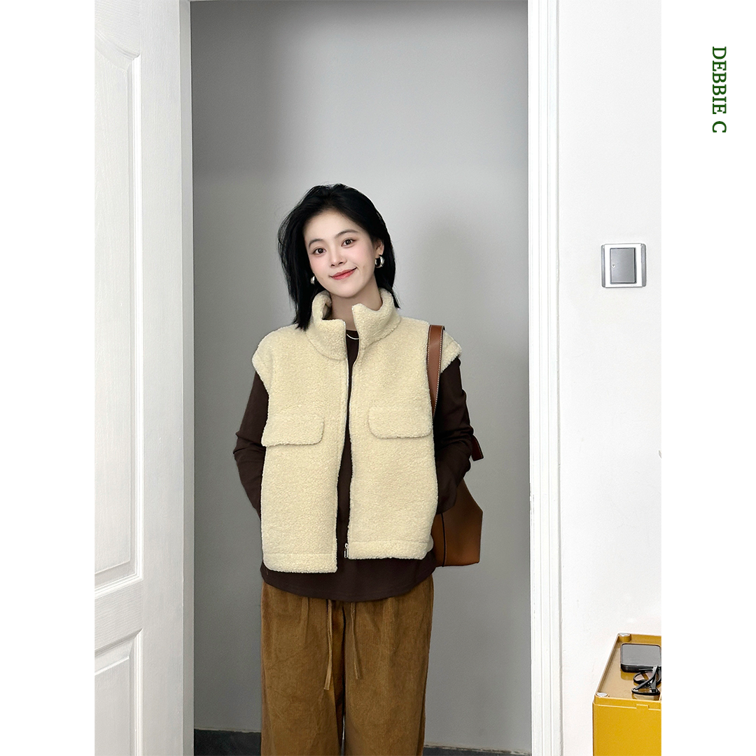 DEBBIE C 暖冬咩咩 韩系宽松立领羊羔马甲+纯棉T恤+灯芯绒长裤女