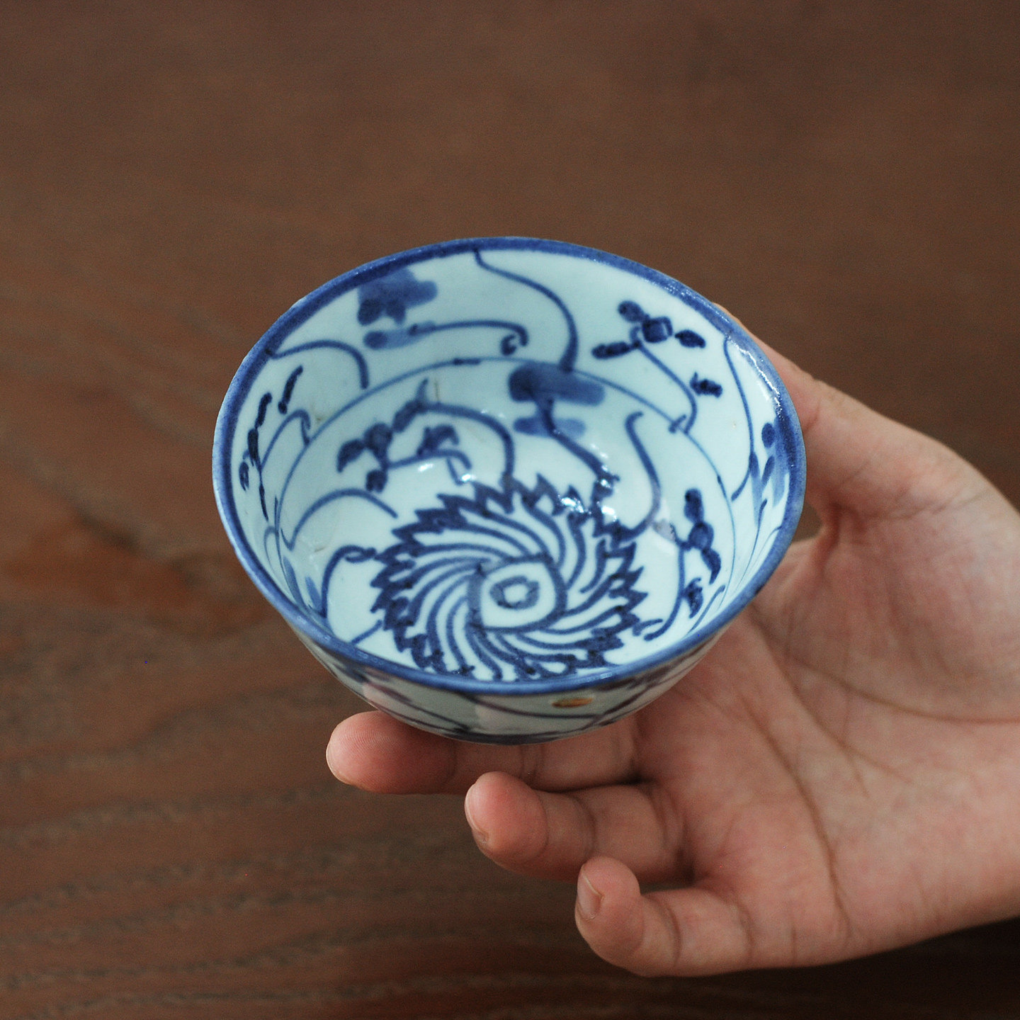 喜悦茶铺 清代青花灵芝纹压手杯 金缮锔瓷老茶器