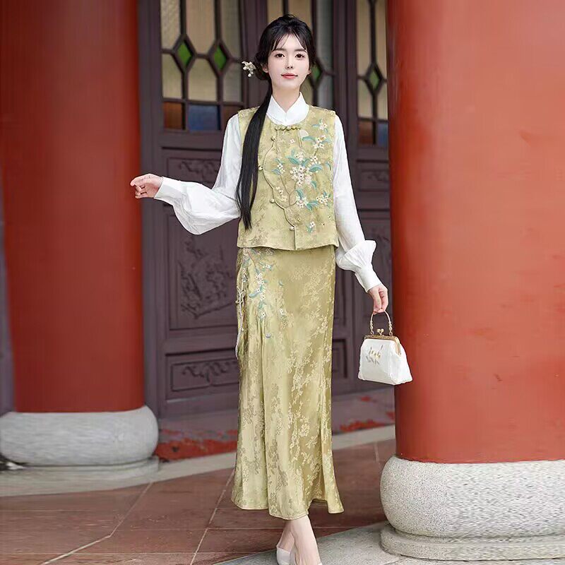 原创民族风桂花刺绣时尚套装女国风旗袍领衬衣马甲半裙三件套春秋