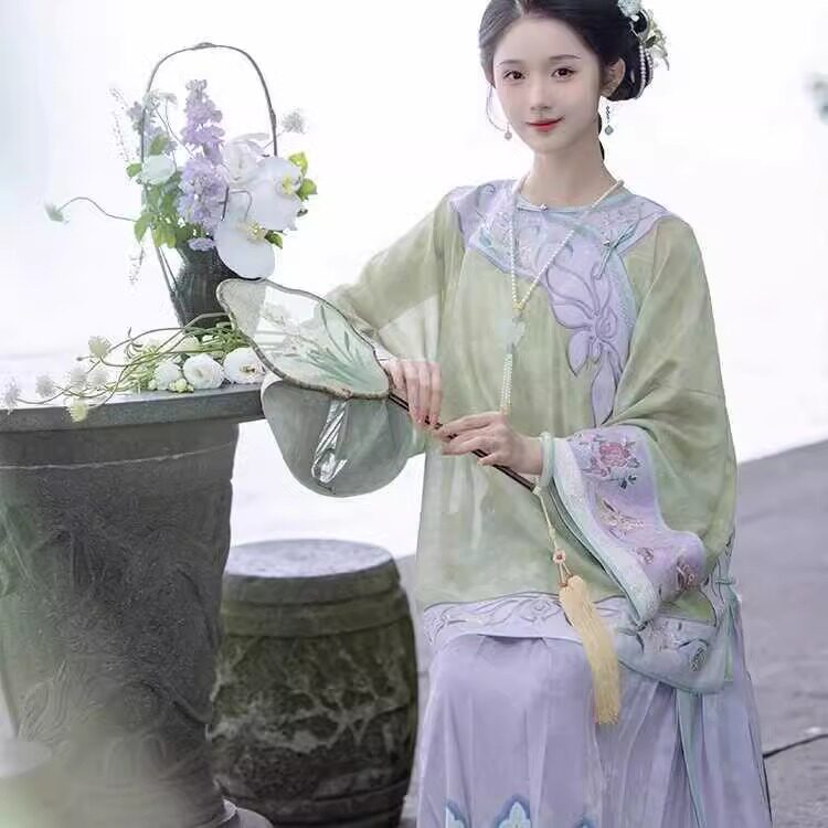 晋商少奶奶服装侧开襟倒大袖圆领衫褶裙清新雅致清汉女套装古装秋