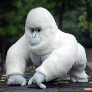 仿真白化大猩猩毛绒玩具大猩猩猴子玩偶仿真动物搞怪猩猩礼物礼品