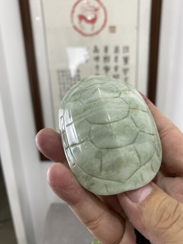 创意缅甸玉石龟壳雕刻茶宠摆件乌龟把玩件龟甲文玩挂件随身手把件