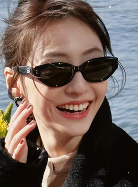 猫眼复古墨镜女高级感辣妹