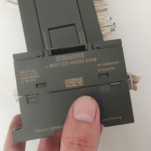 议价西门子S7-200 PLC，型号CPU226 CN，型号6E可维修