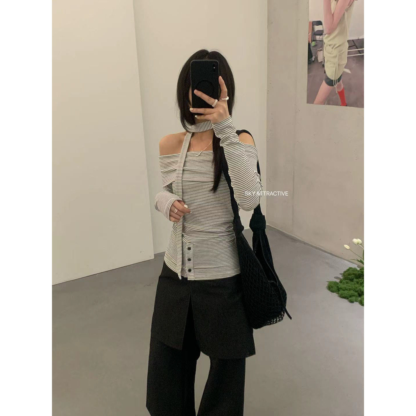 SKY韩系条纹休闲修身气质百搭设计感一字肩上衣小衫女春(配领带)