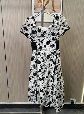 2150撤柜AL连衣裙显瘦夏季法式收腰新款气质短袖碎花裙子