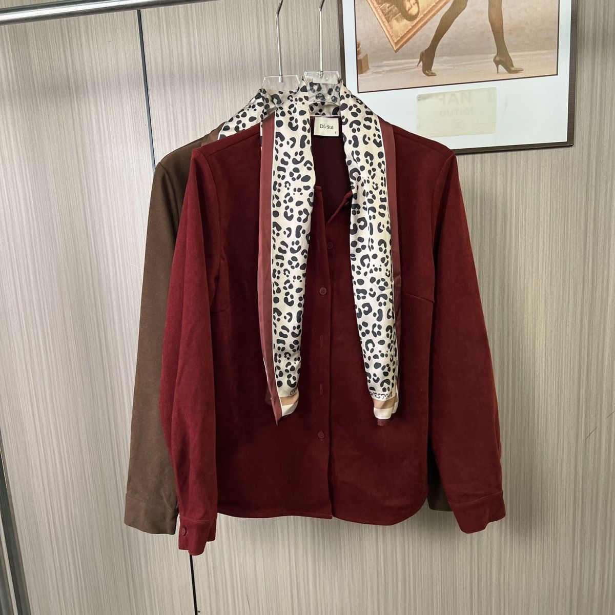 1509撤柜DS秋冬新品时尚百搭设计款气质衬衫上衣