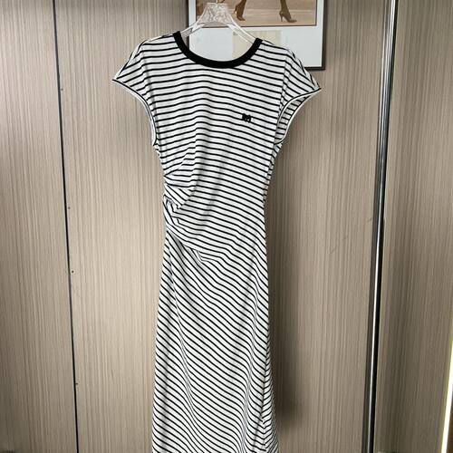 3243撤柜WL南油货夏季新款设计师款显瘦条纹连衣裙女露背褶皱长裙