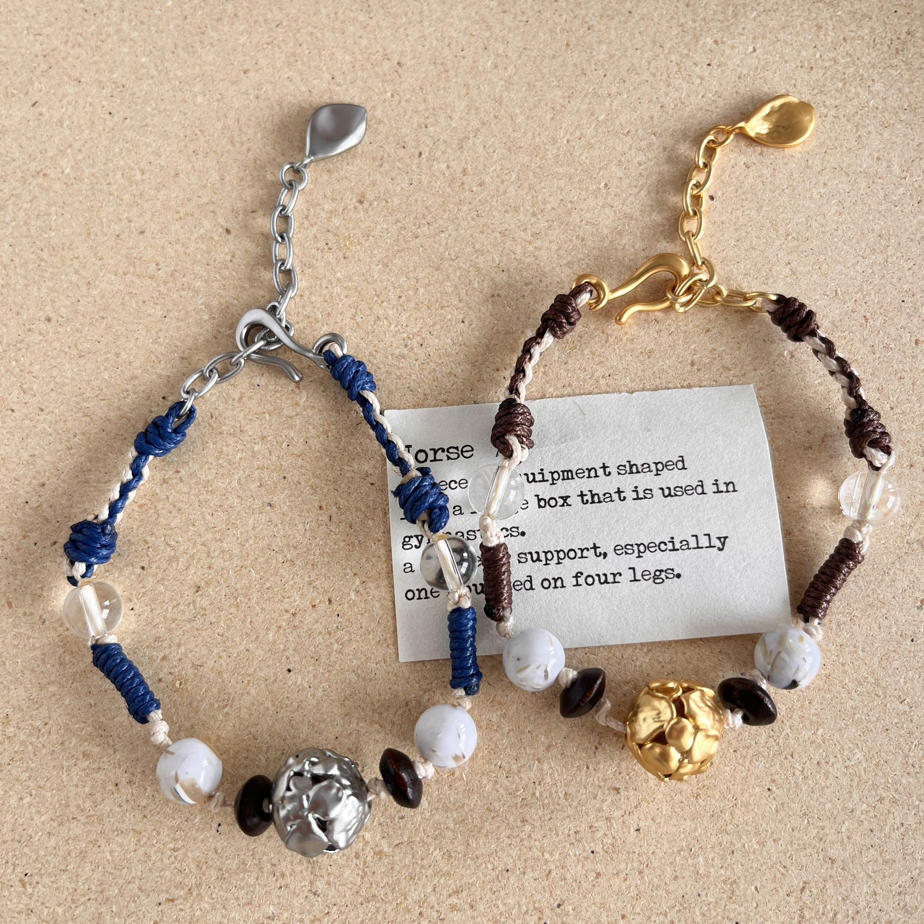 MONSE家新款溯形编绳手链女度假民族风休闲小众设计复古绣球手链