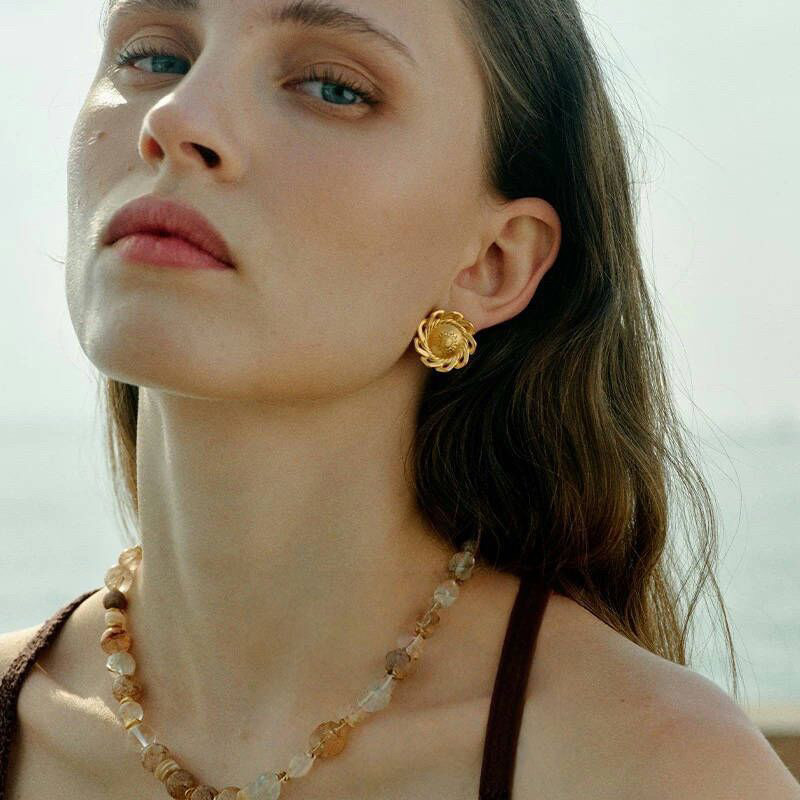 MONSEC春夏新款旭日纽扣耳钉女独特小众设计高级感百搭耳饰2025新