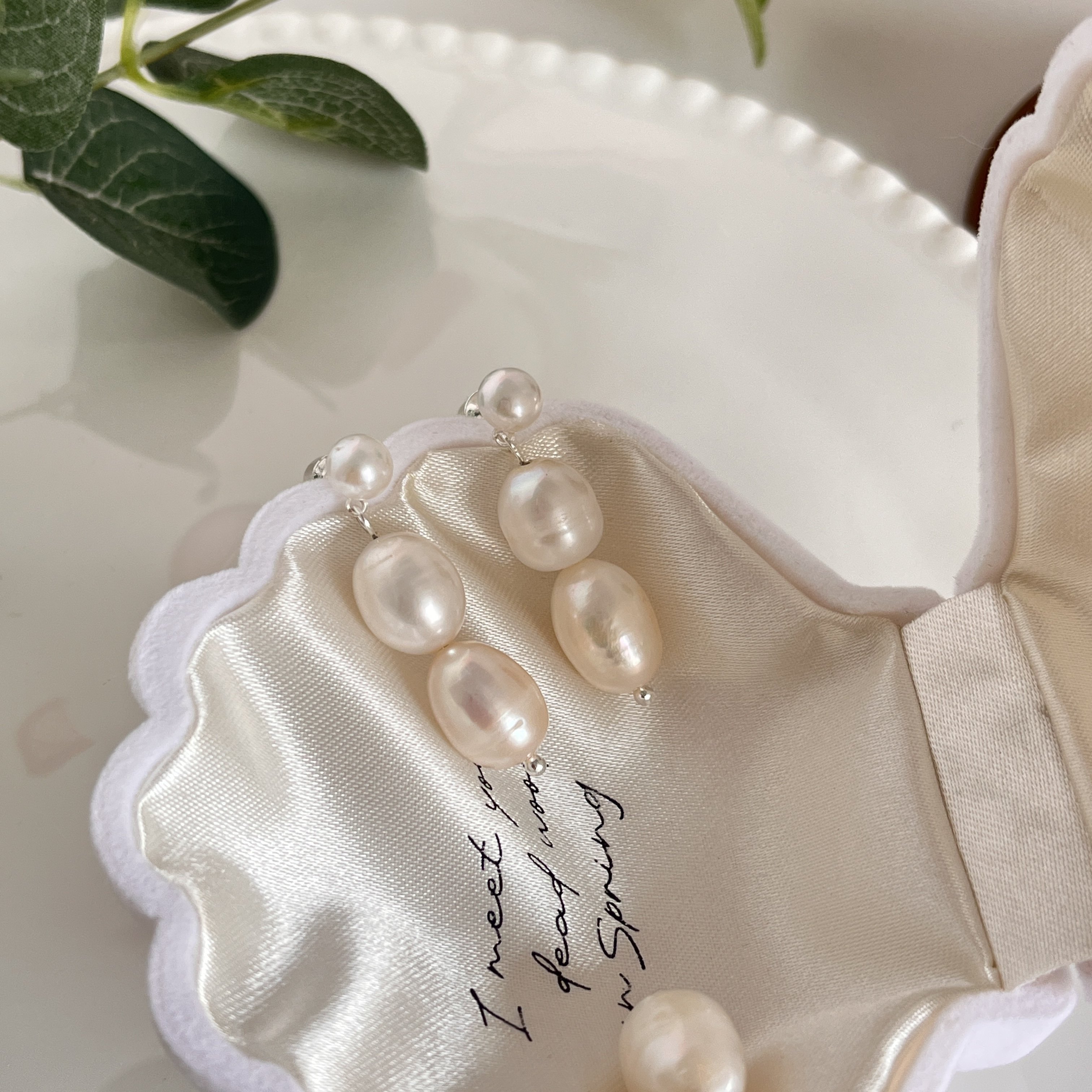 法式复古小众设计复古优雅天然淡水三颗珍珠耳环女极简气质饰品