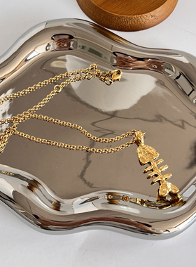 ALI*25年春夏新品英国工匠小众品牌简约时尚黄铜镀金鱼骨头项链女