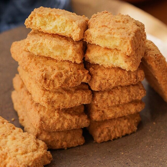 哇！香酥新高度 黄油咸蛋酥咖啡椰子酥 椰香浓糕点饼干零食等一味