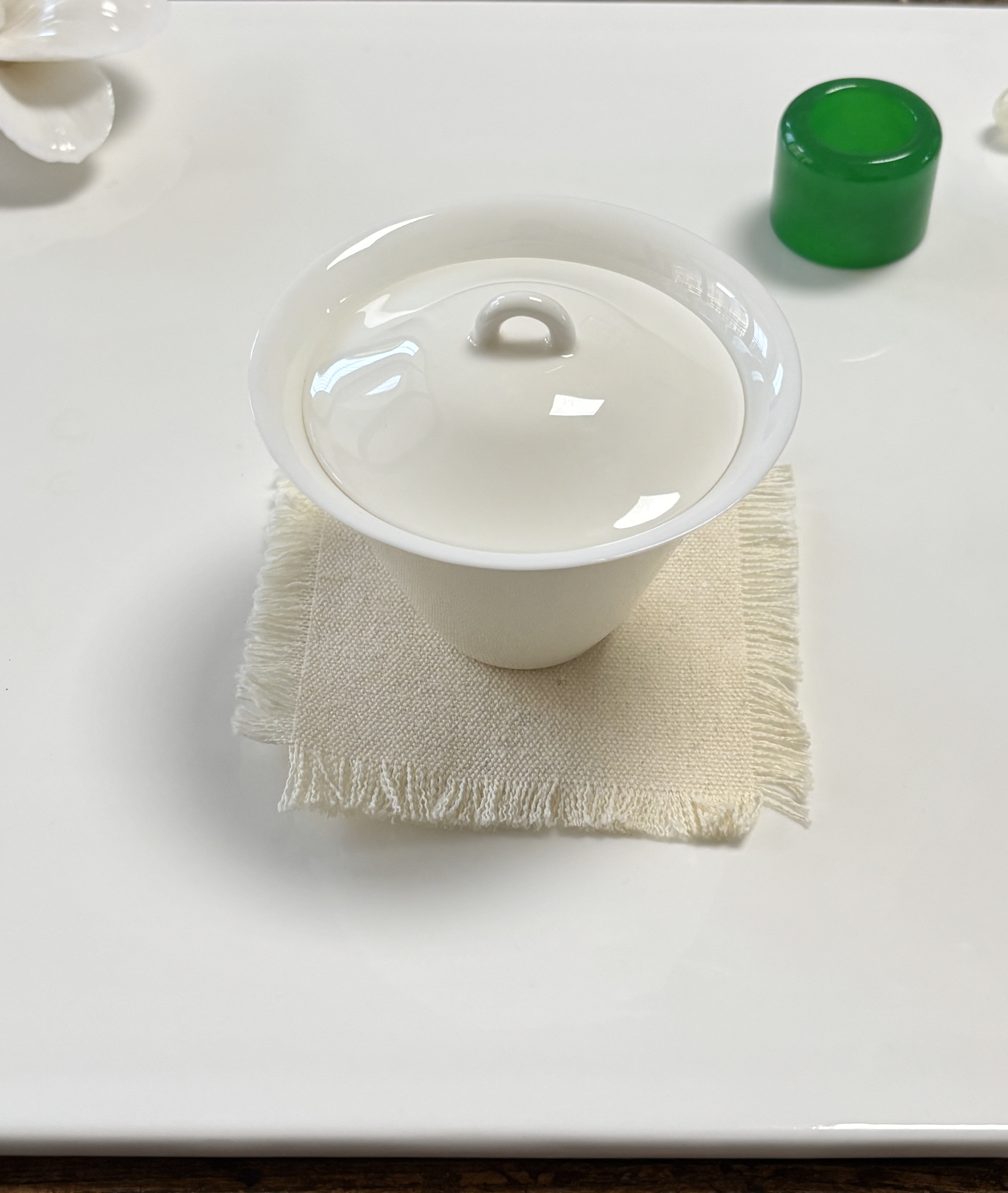 白瓷薄胎撇口盖碗条纹二才盖碗不烫手泡茶碗日常送人茶具100cc
