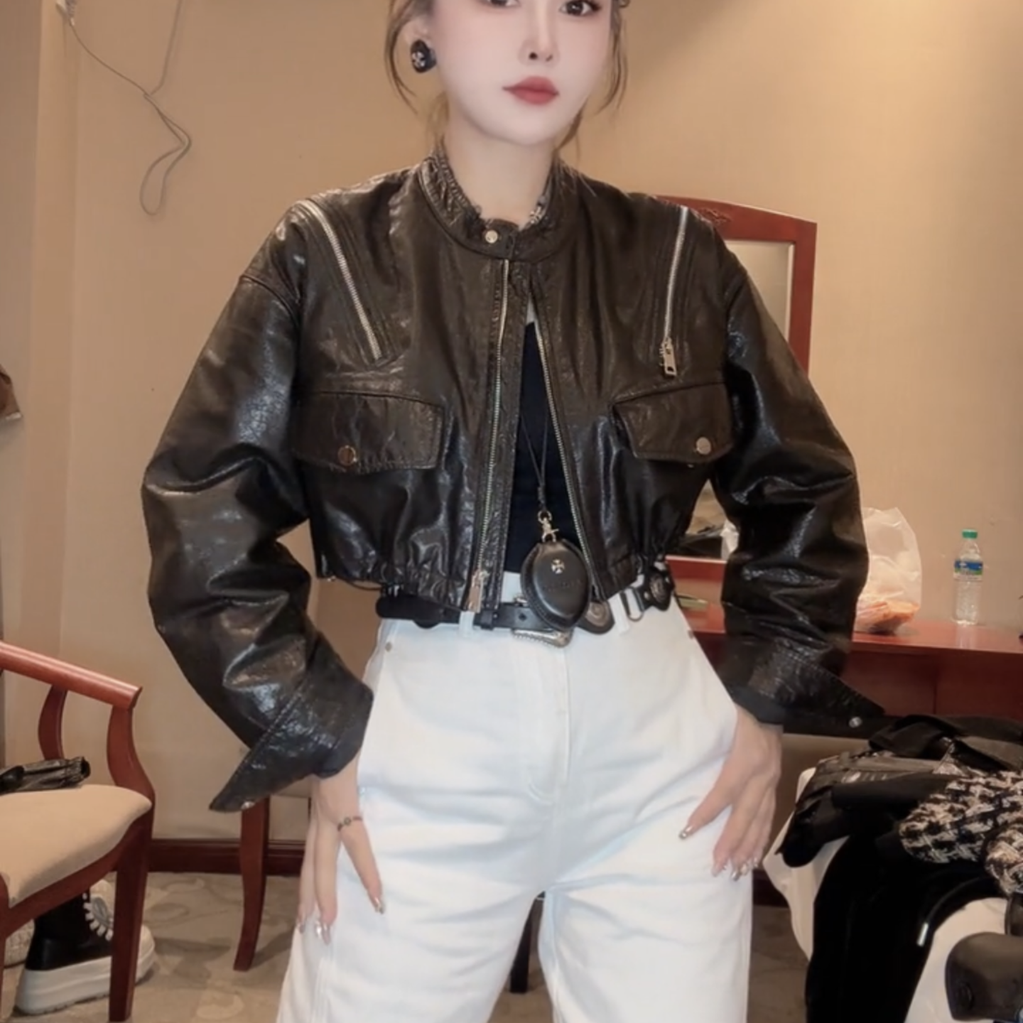 欧港妮短款真皮皮衣外套