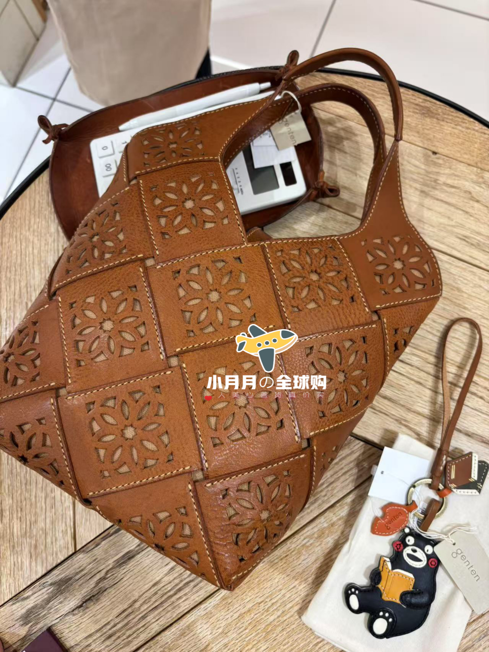予!日本本土genten镂空雕花手提牛皮托特包中大号三色 不可退换
