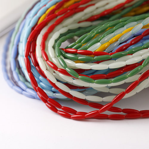 彩色长米形玻璃米珠一条