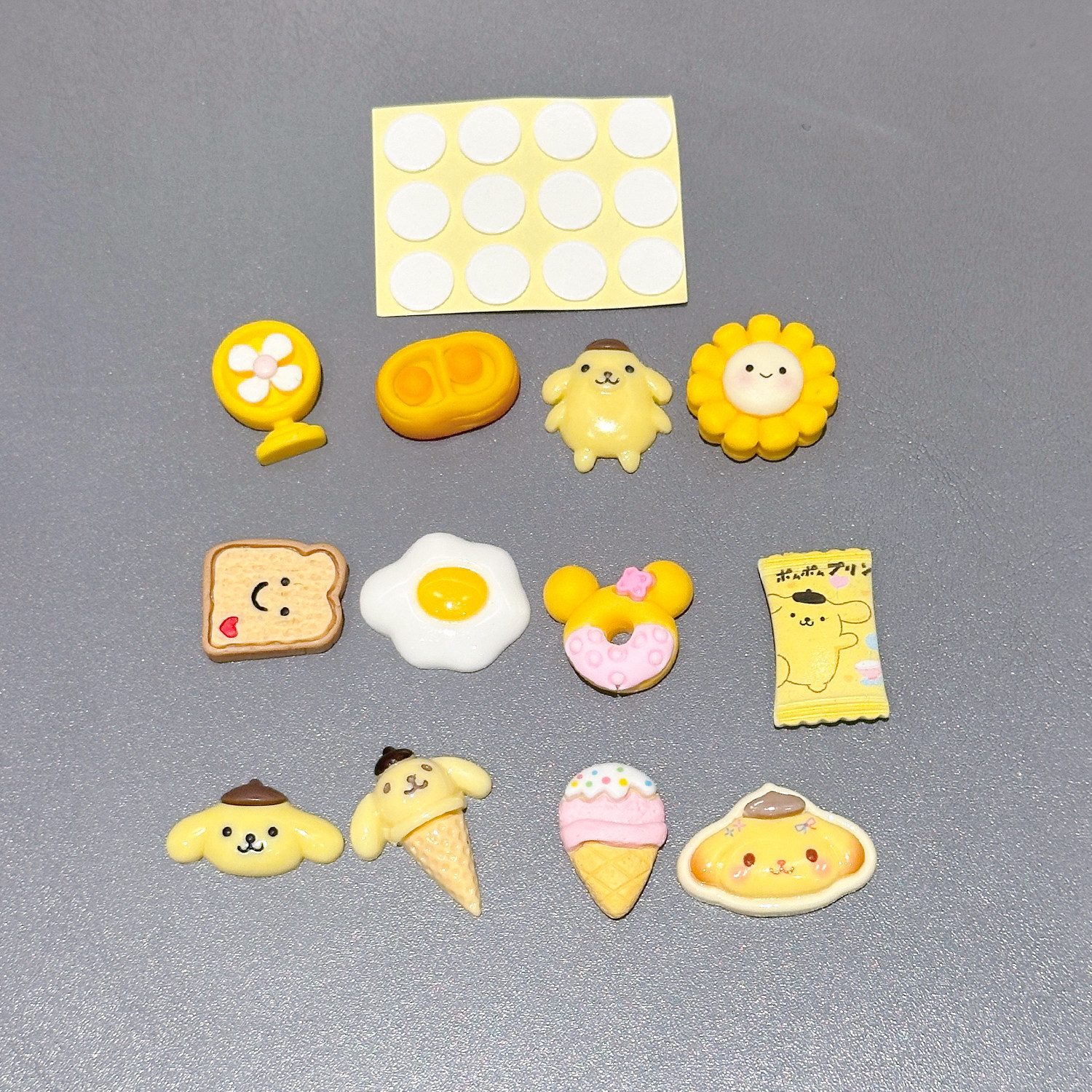 卡通黄狗立体diy树脂配件 水杯杯子冰箱贴收纳盒手工装饰粘贴配饰,饰品/流行首饰/时尚饰品新,其他DIY饰品配件,淘宝优惠券,粉丝福利购,淘宝优惠卷