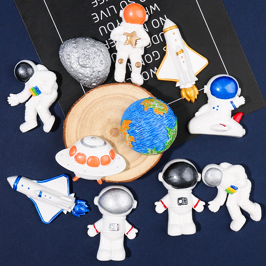 太空宇航员平面奶油胶手机壳树脂饰品配件diy材料手工自制
