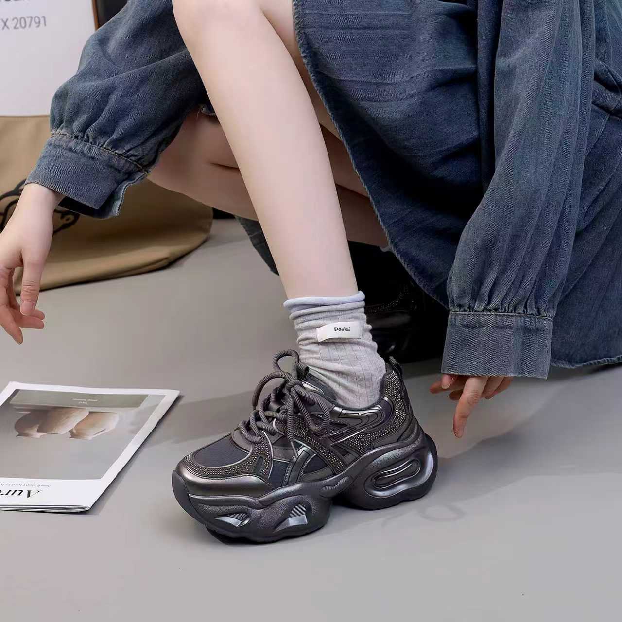 真皮休闲鞋41-43码大码女鞋